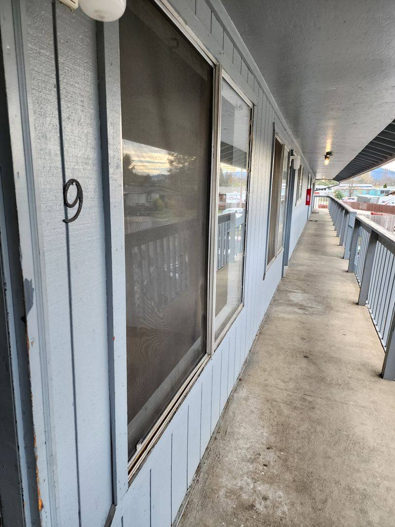 Apartment for rent at 226 Mountain View Ave, Myrtle Creek, OR 97457