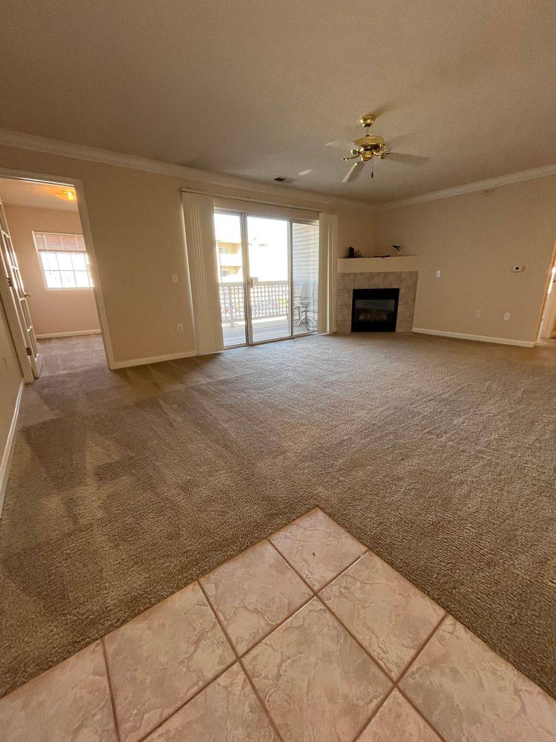 Apartment for rent at Hillsborough Pointe, 14441 Sprague Court, Omaha, NE 68116