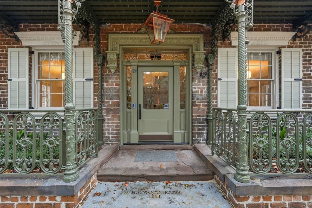 Apartment for rent at 124 E McDonough St, Savannah, GA 31401