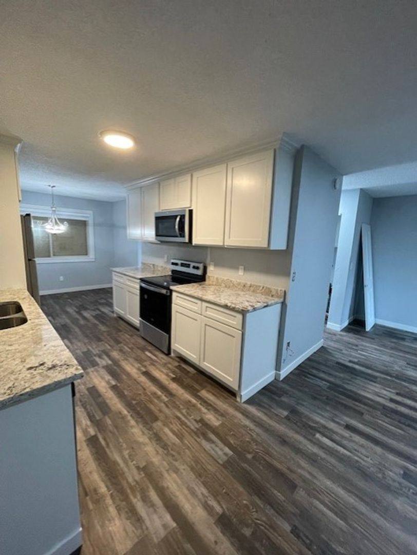 Condo for rent at 7835 SE 92nd Ave #9, Portland, OR 97266