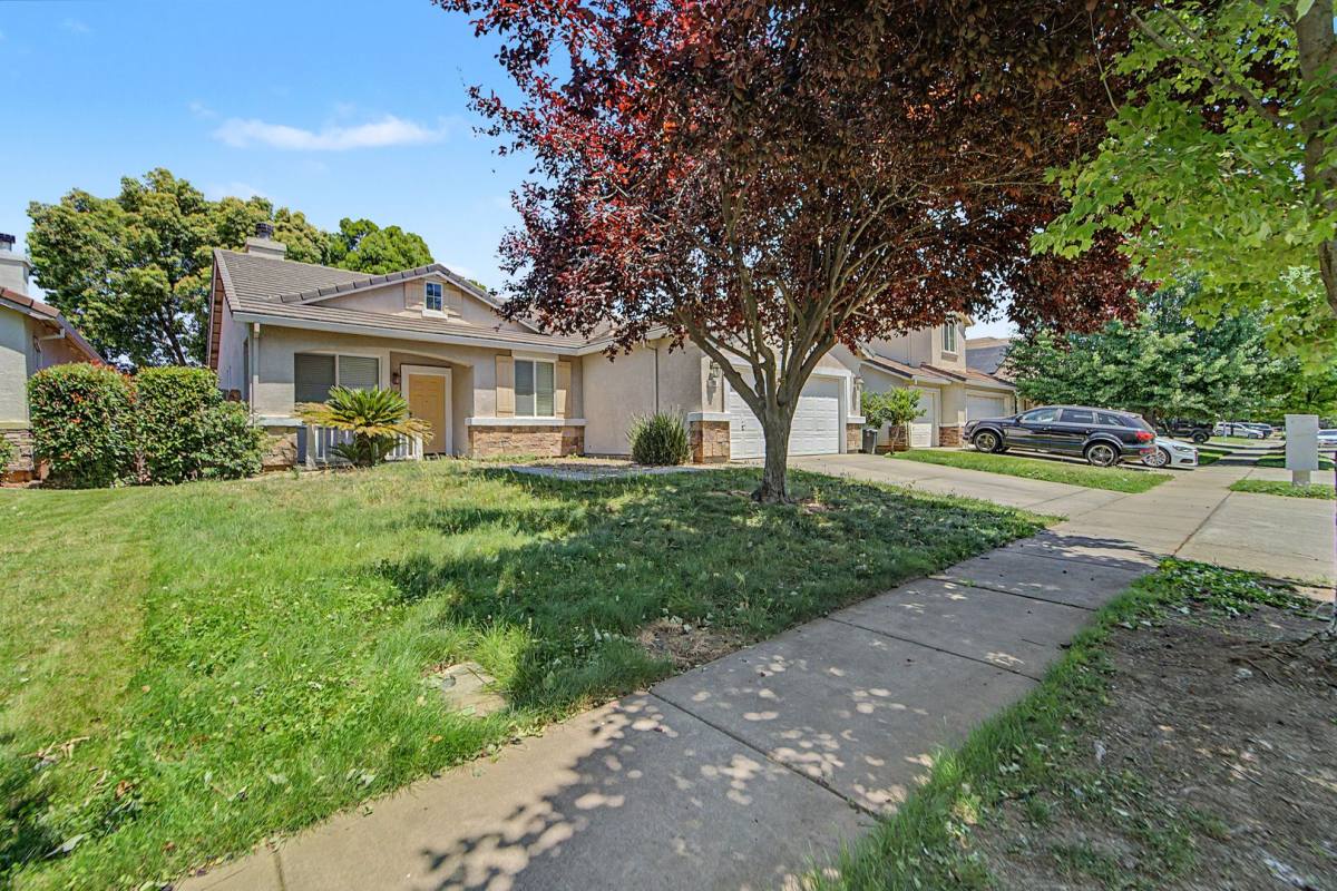 House for rent at 199 Mississippi Dr, Yuba City, CA 95991