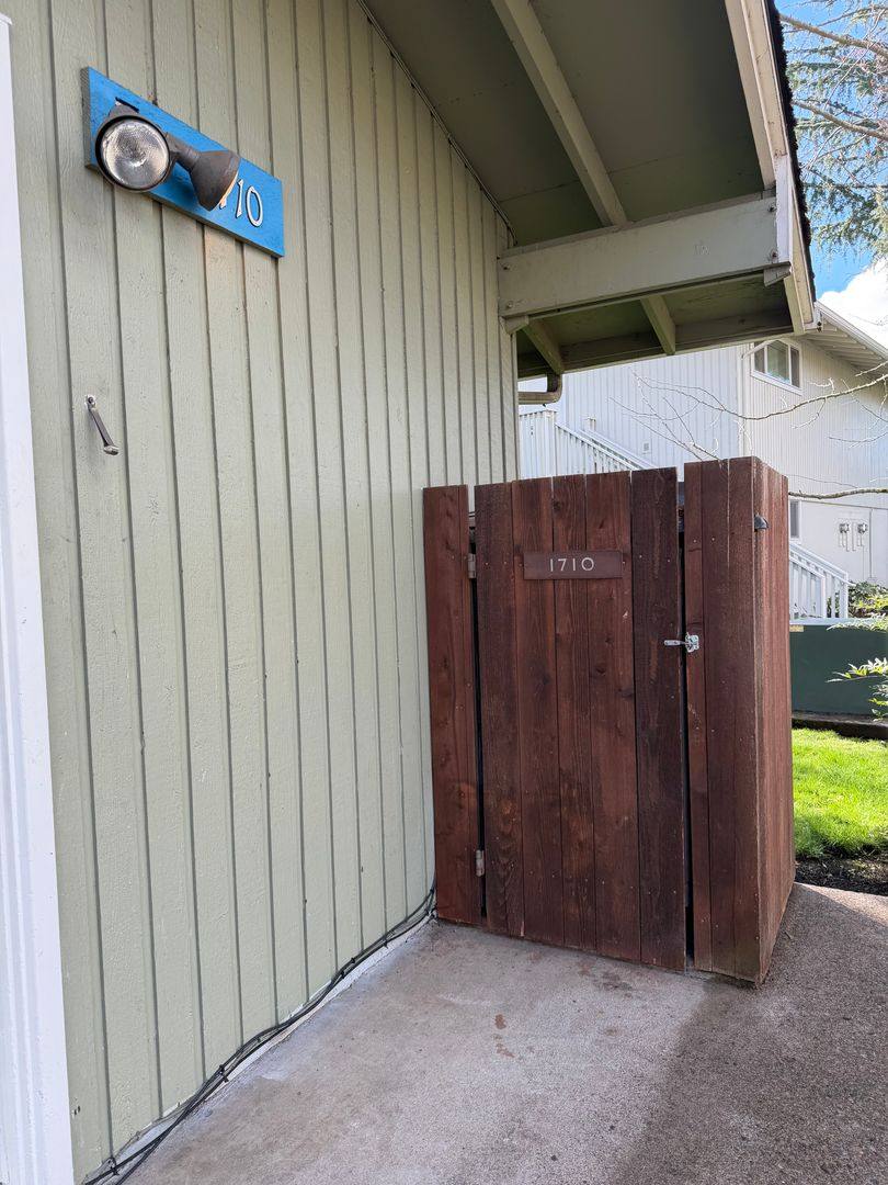 House for rent at 1710 Arthur St, Eugene, OR 97402