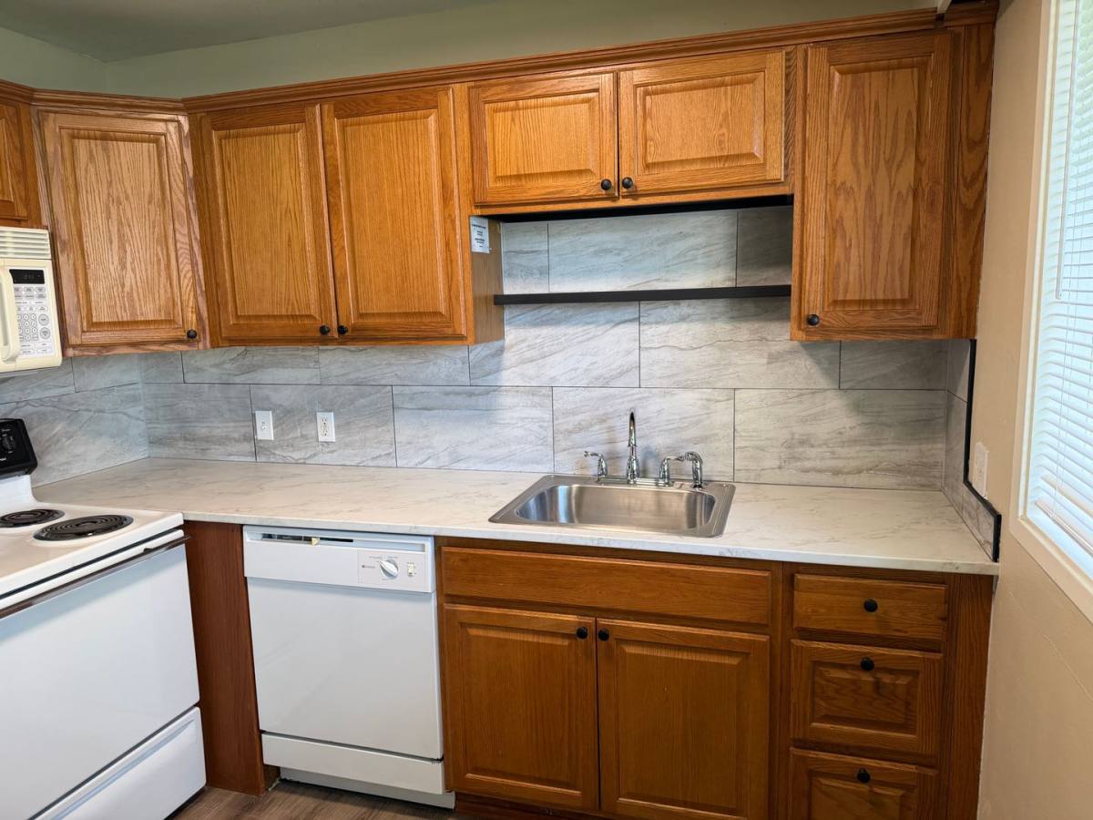 House for rent at 1710 Arthur St, Eugene, OR 97402