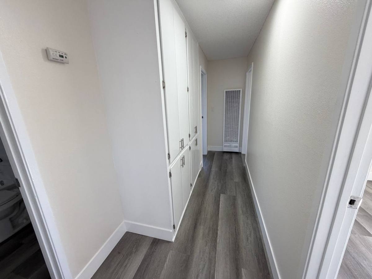 Apartment for rent at 9351 Washburn Rd, Downey, CA 90242