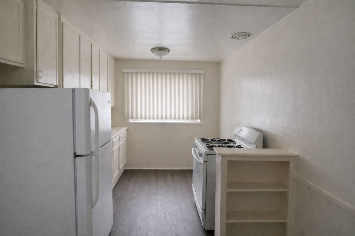 Apartment for rent at 4001 Coco Ave, Los Angeles, CA 90008