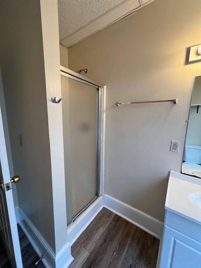 Apartment for rent at 390 S Upper St, Lexington, KY 40508