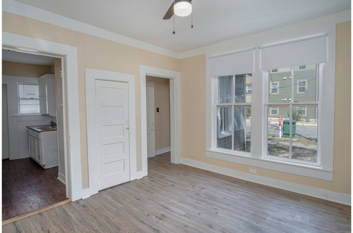 Apartment for rent at 111 S Olive St, San Antonio, TX 78203