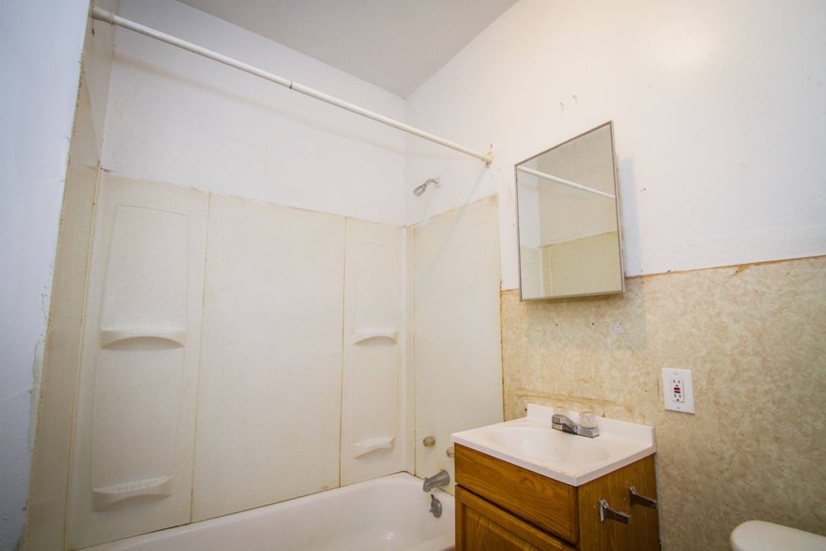 Apartment for rent at 111 S Olive St, San Antonio, TX 78203