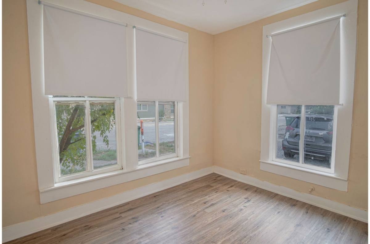 Apartment for rent at 111 S Olive St, San Antonio, TX 78203