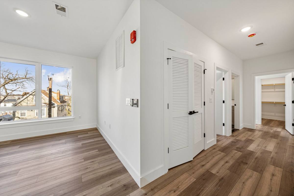 Apartment for rent at 560-572 13th Ave, Newark, NJ 07103