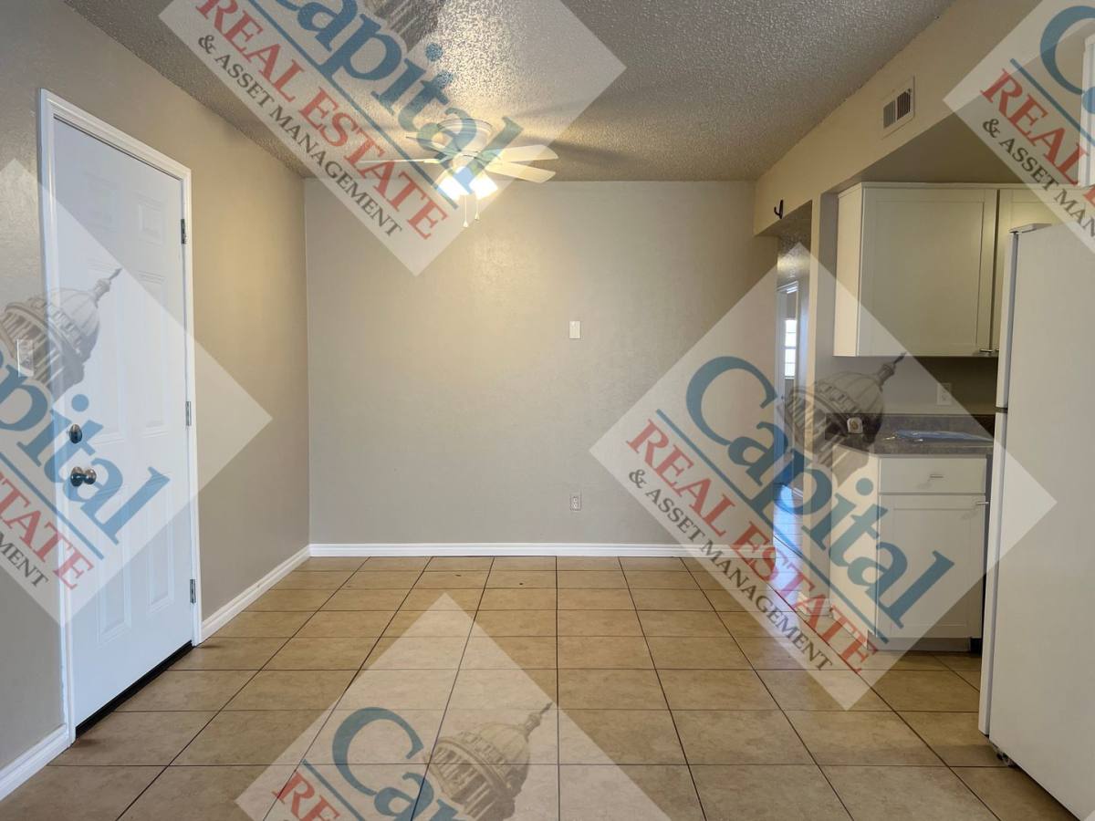 House for rent at 1817 Beaumont Dr, Norman, OK 73071