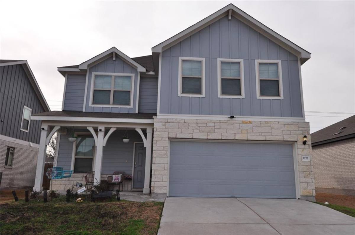 House for rent at 1717 T H Johnson Dr, Taylor, TX 76574