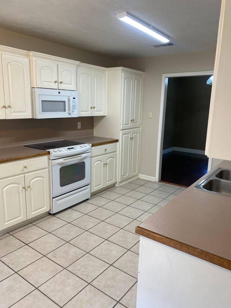 House for rent at 13 Buttercup Lane, Cabot, AR 72023