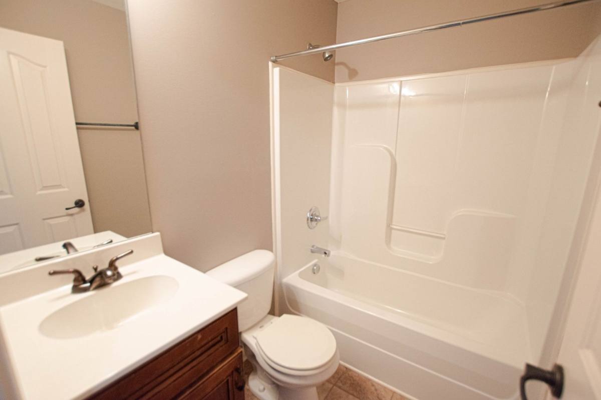 Townhouse for rent at 1209 Ash Ridge Dr, Clarksville, TN 37042