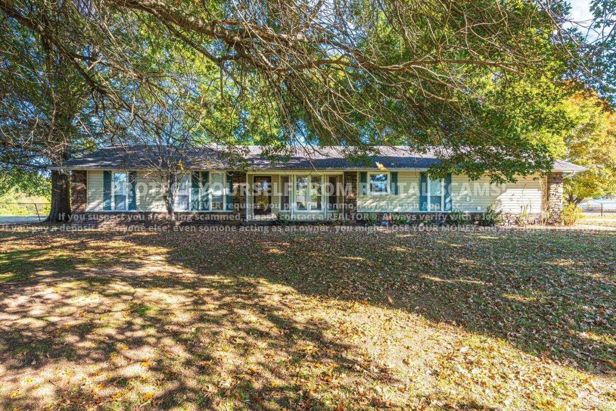 House for rent at 14182 Mhoon Rd, Fayetteville, AR 72701