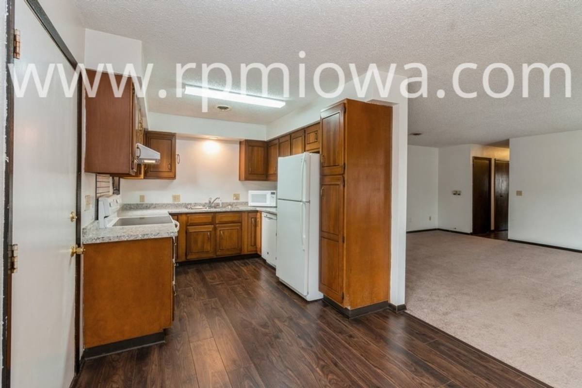 Apartment for rent at 1507 N Dakota Ave, Ames, IA 50014