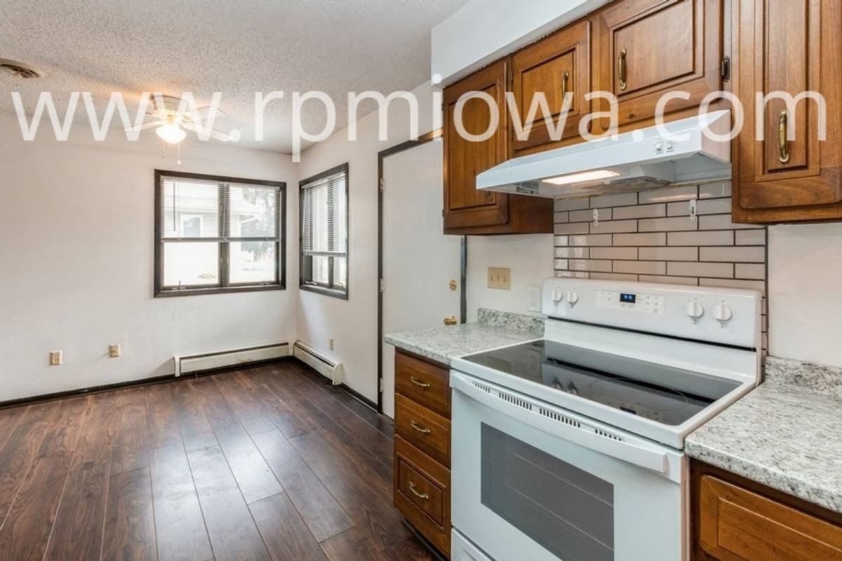 Apartment for rent at 1507 N Dakota Ave, Ames, IA 50014