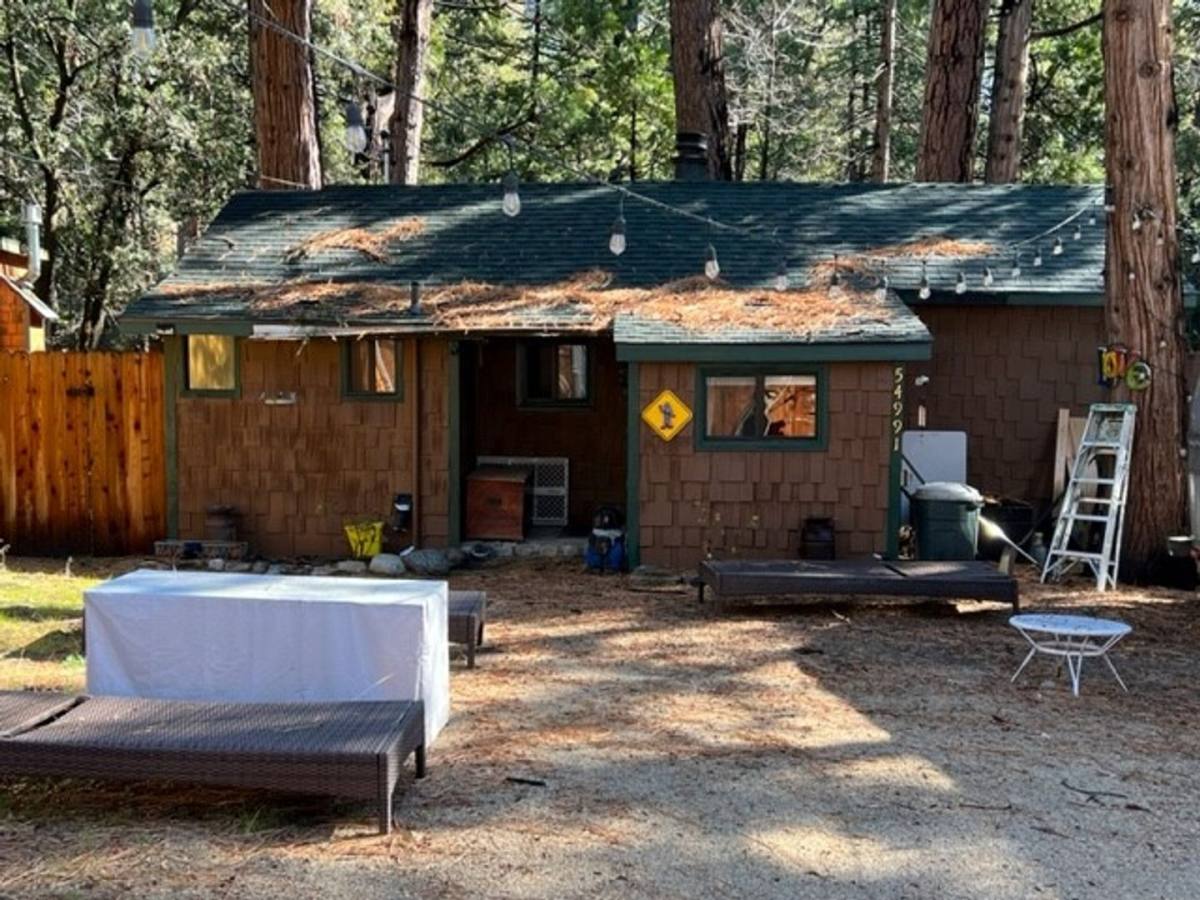 House for rent at 54991 Pine Crest Ave, Idyllwild, CA 92549