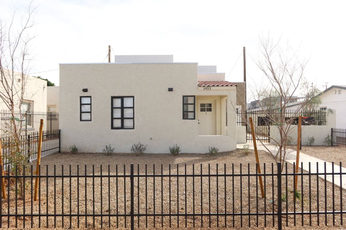 Apartment for rent at 1453 E Fillmore St, Phoenix, AZ 85006