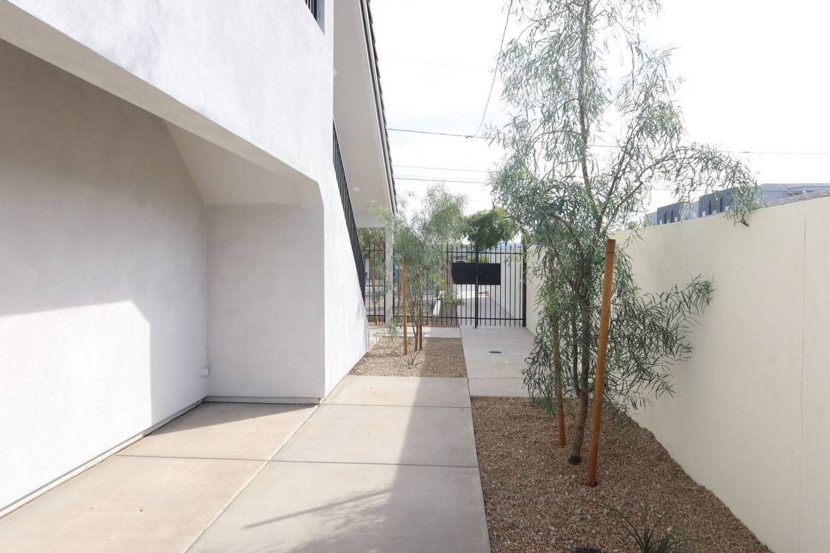 Apartment for rent at 1453 E Fillmore St, Phoenix, AZ 85006