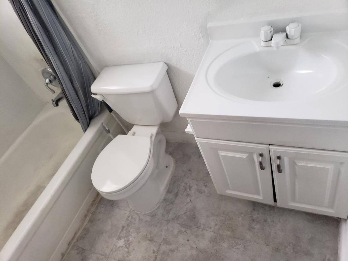 Apartment for rent at 5530 Old Cheney Highway, Orlando, FL 32807