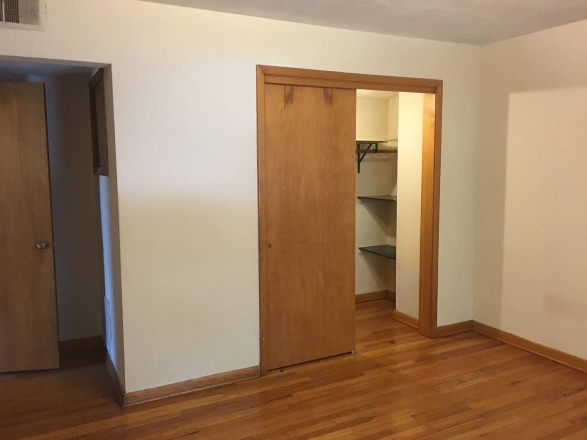 Apartment for rent at 400 Mimosa Court, Columbia, MO 65201
