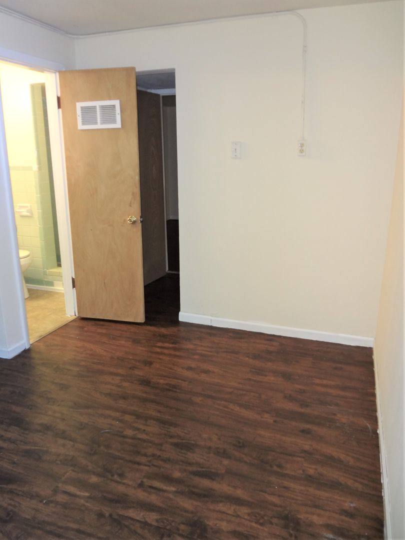 Apartment for rent at 400 Mimosa Court, Columbia, MO 65201