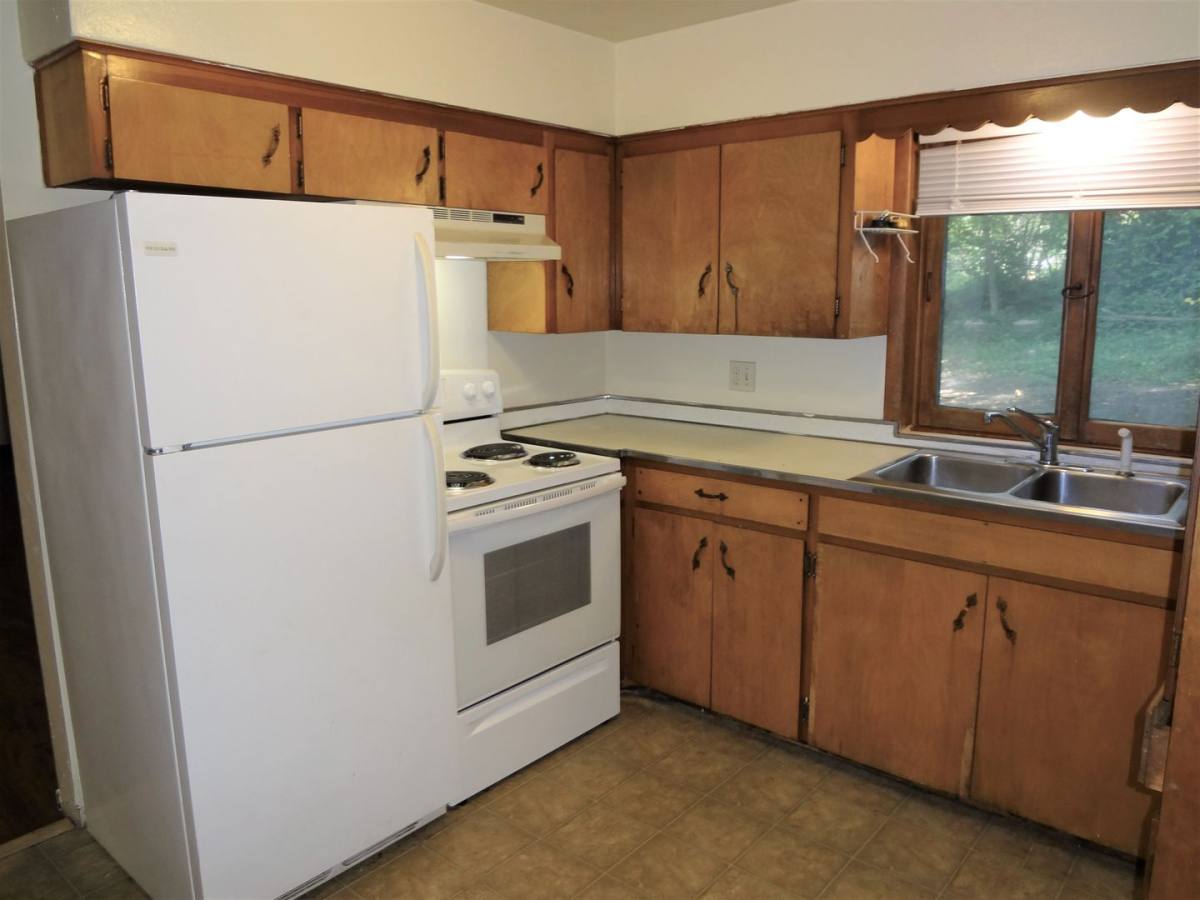 Apartment for rent at 400 Mimosa Court, Columbia, MO 65201