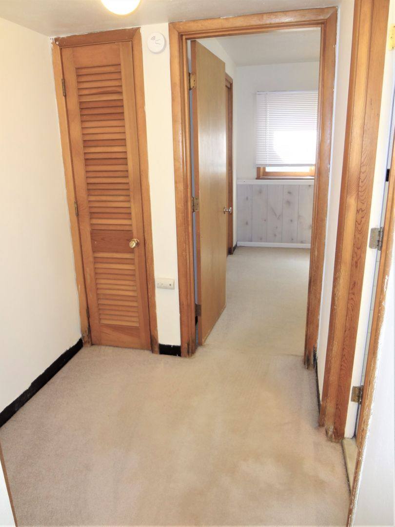 Apartment for rent at 400 Mimosa Court, Columbia, MO 65201