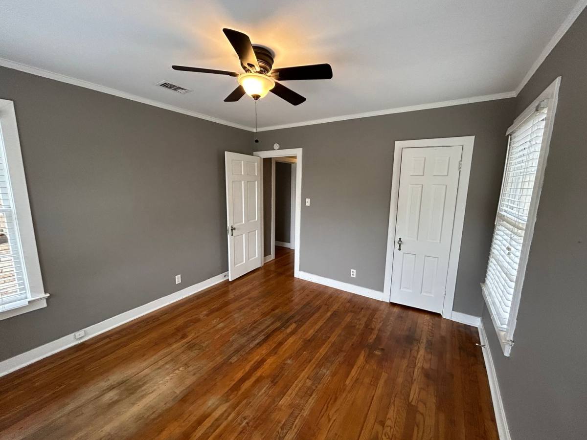 Apartment for rent at 3551 W 4th St, Fort Worth, TX 76107