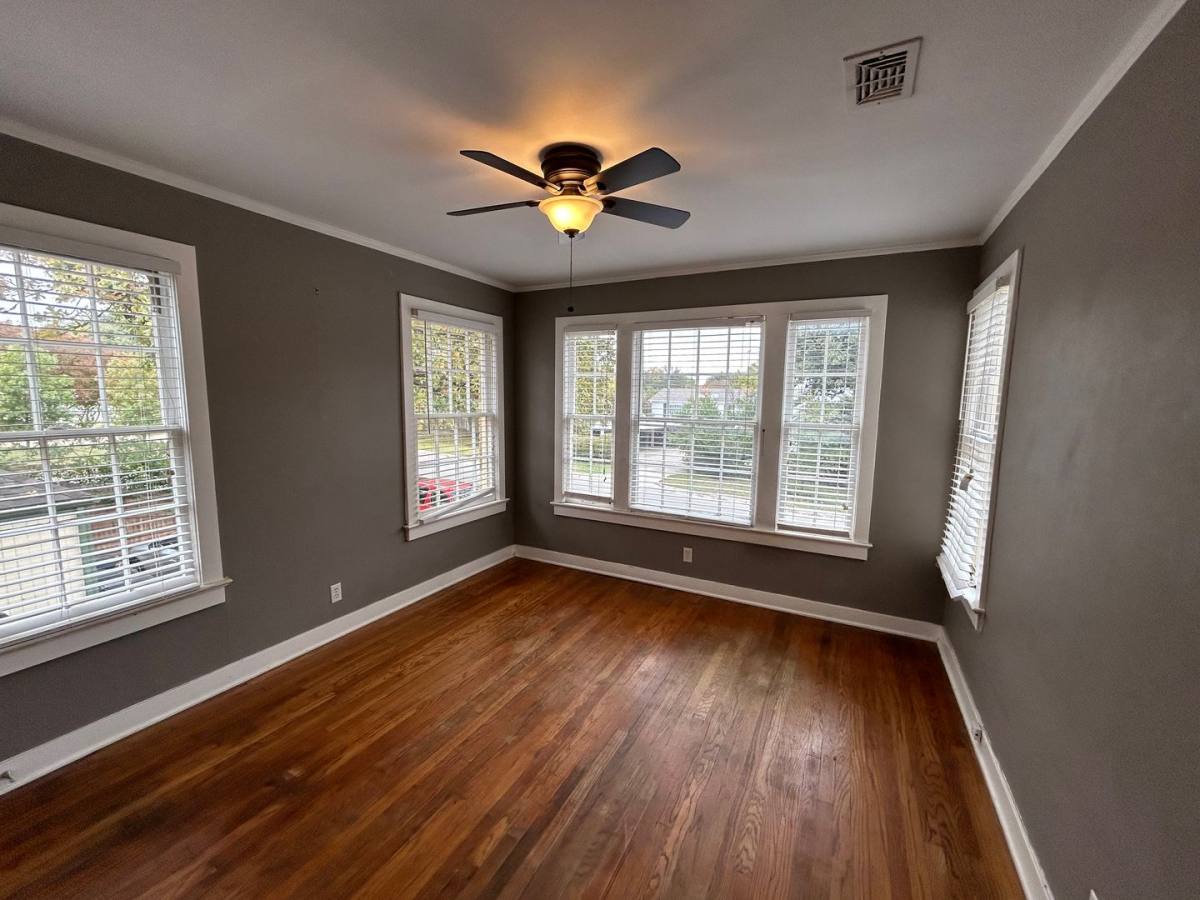 Apartment for rent at 3551 W 4th St, Fort Worth, TX 76107