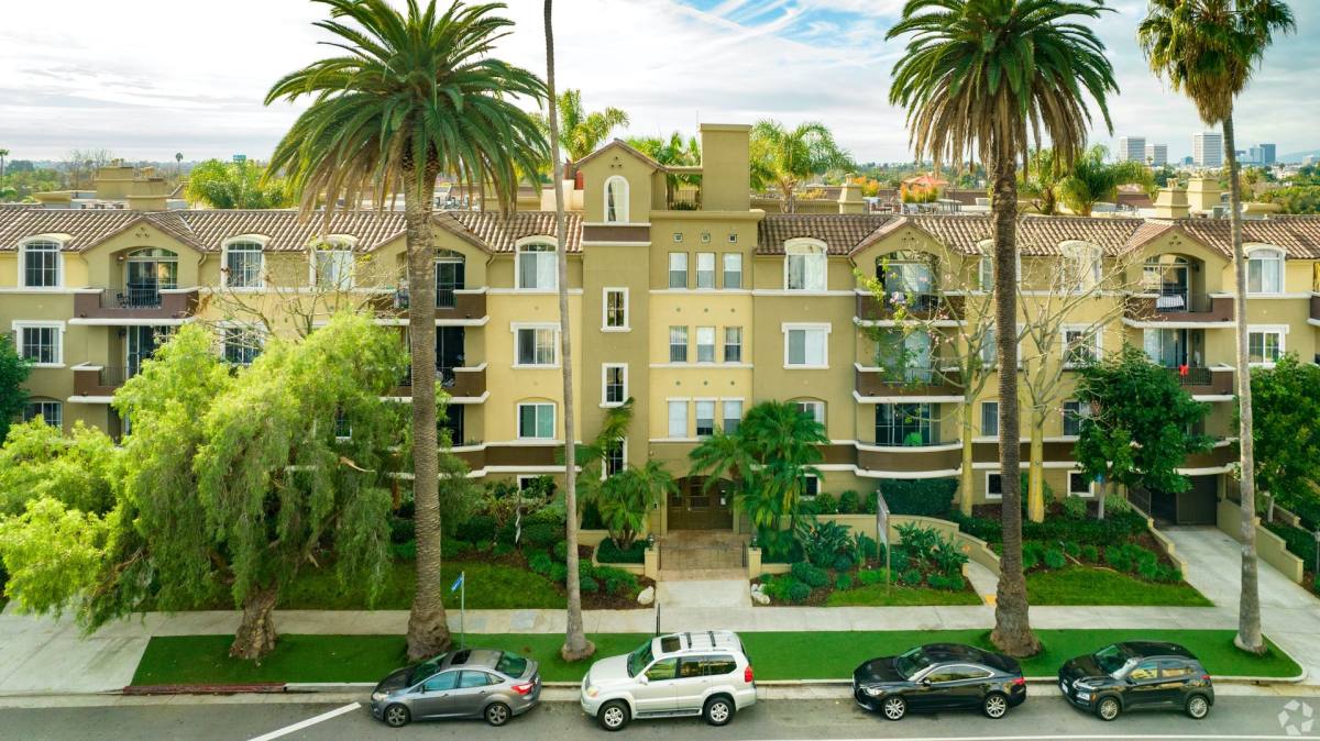 Apartment for rent at 2245 S Beverly Glen Blvd, Los Angeles, CA 90064