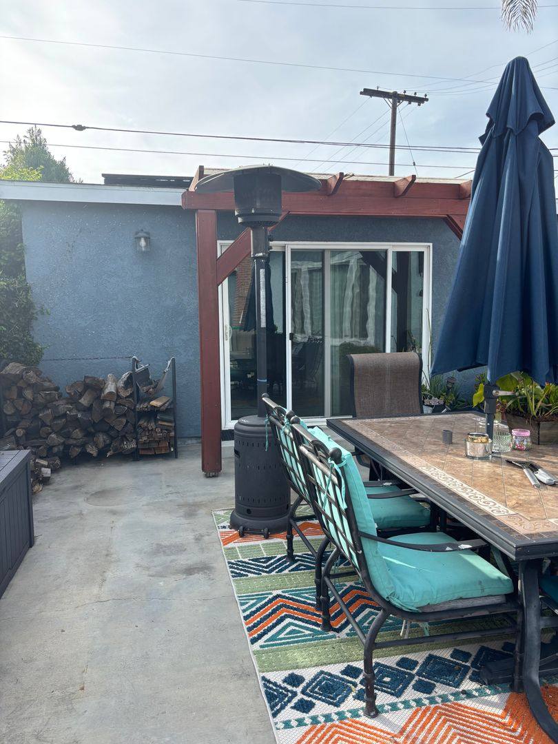 House for rent at 2839 Charlemagne Ave, Long Beach, CA 90815