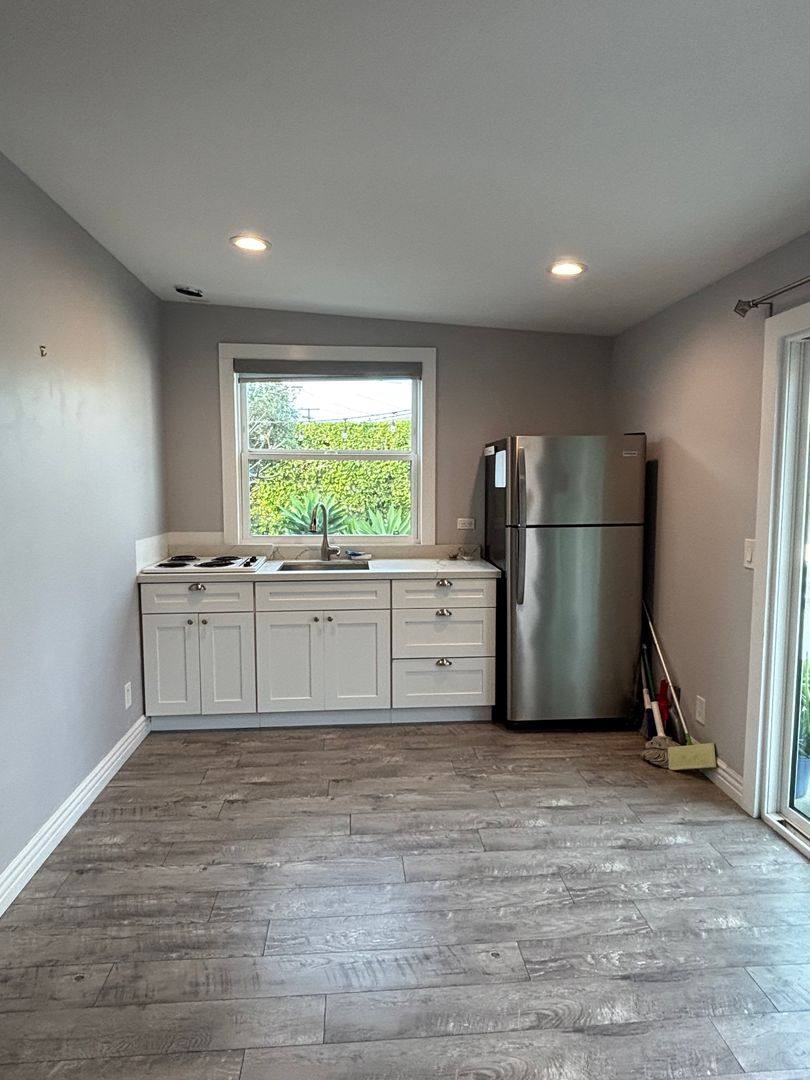 House for rent at 2839 Charlemagne Ave, Long Beach, CA 90815
