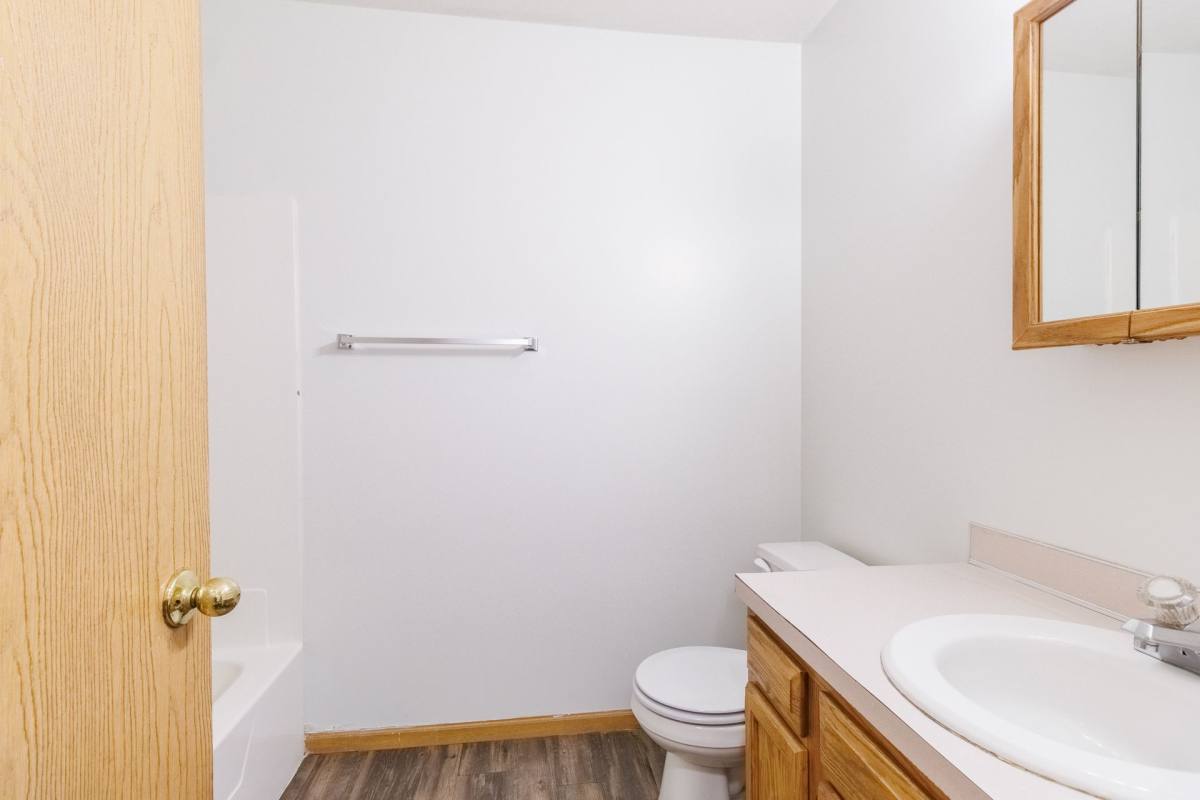 Apartment for rent at 520-522 Lamont, Lincoln, NE 68528