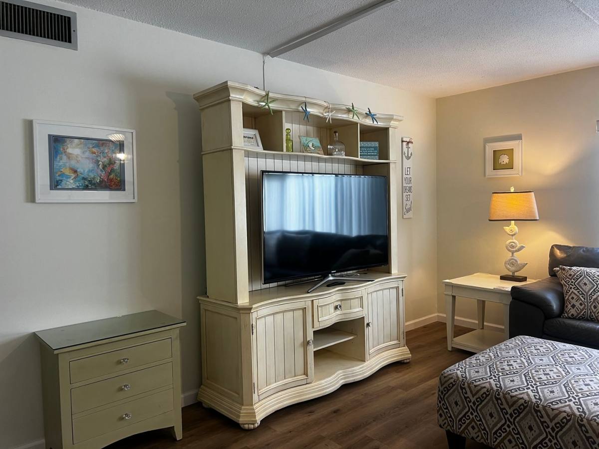 Condo for rent at 340 Base Ave E, Venice, FL 34285