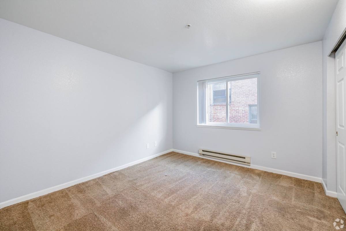 Apartment for rent at 601 E Denny Way, Seattle, WA 98122
