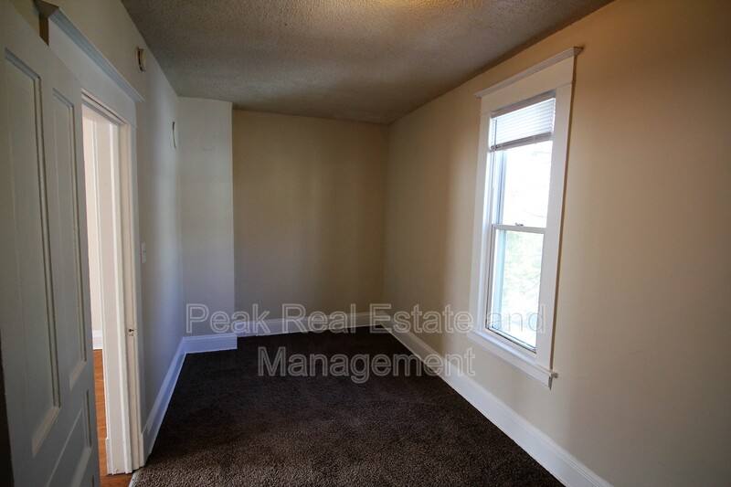 Apartment for rent at 744 Oakland Ave SW, Grand Rapids, MI 49503