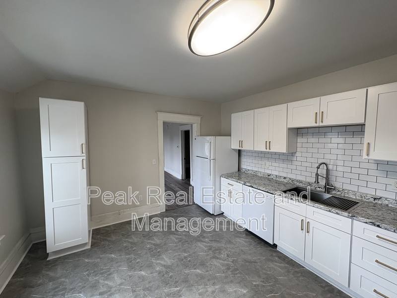Apartment for rent at 744 Oakland Ave SW, Grand Rapids, MI 49503