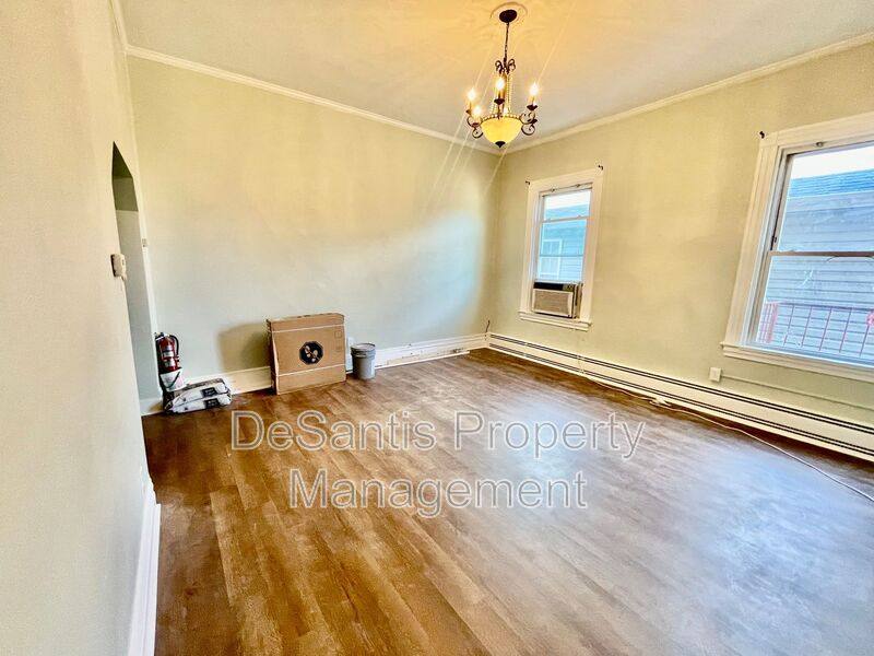 Apartment for rent at 425 Walnut St #2, Sewickley, PA 15143