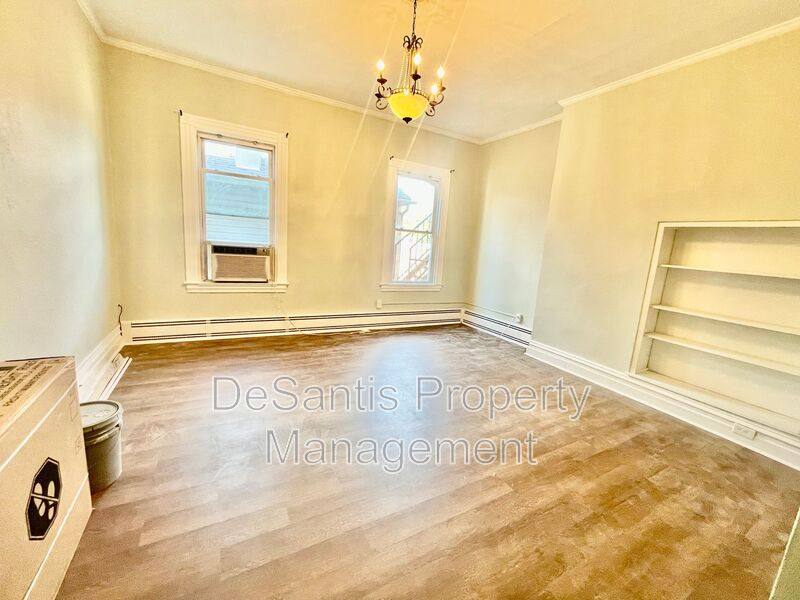 Apartment for rent at 425 Walnut St #2, Sewickley, PA 15143