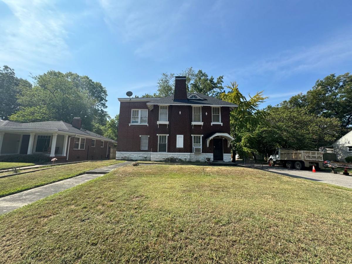 Apartment for rent at 1931 Mignon Ave, Memphis, TN 38107