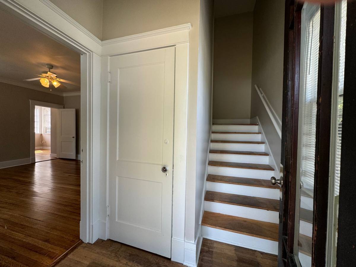 Apartment for rent at 1931 Mignon Ave, Memphis, TN 38107