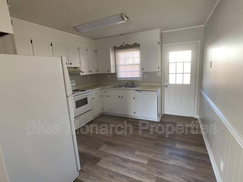 Apartment for rent at 221 Welch Ave #B, Gastonia, NC 28054