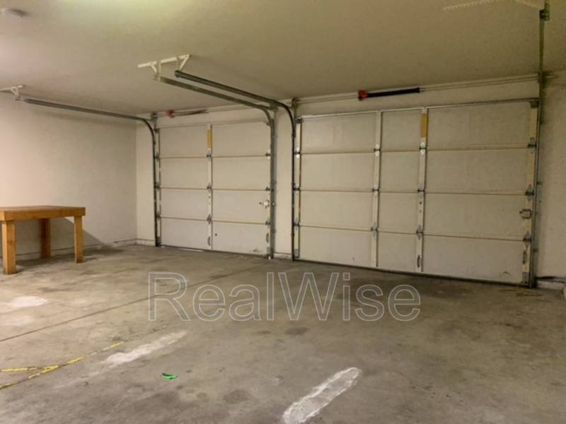 Apartment for rent at 1820 NE Foothill Blvd #B, Grants Pass, OR 97526