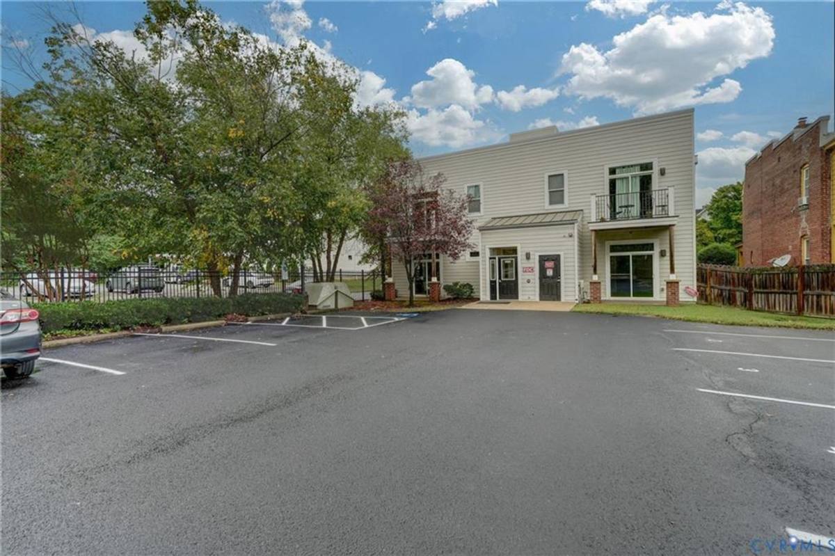 Condo for rent at 1020 Porter St #104, Richmond, VA 23224