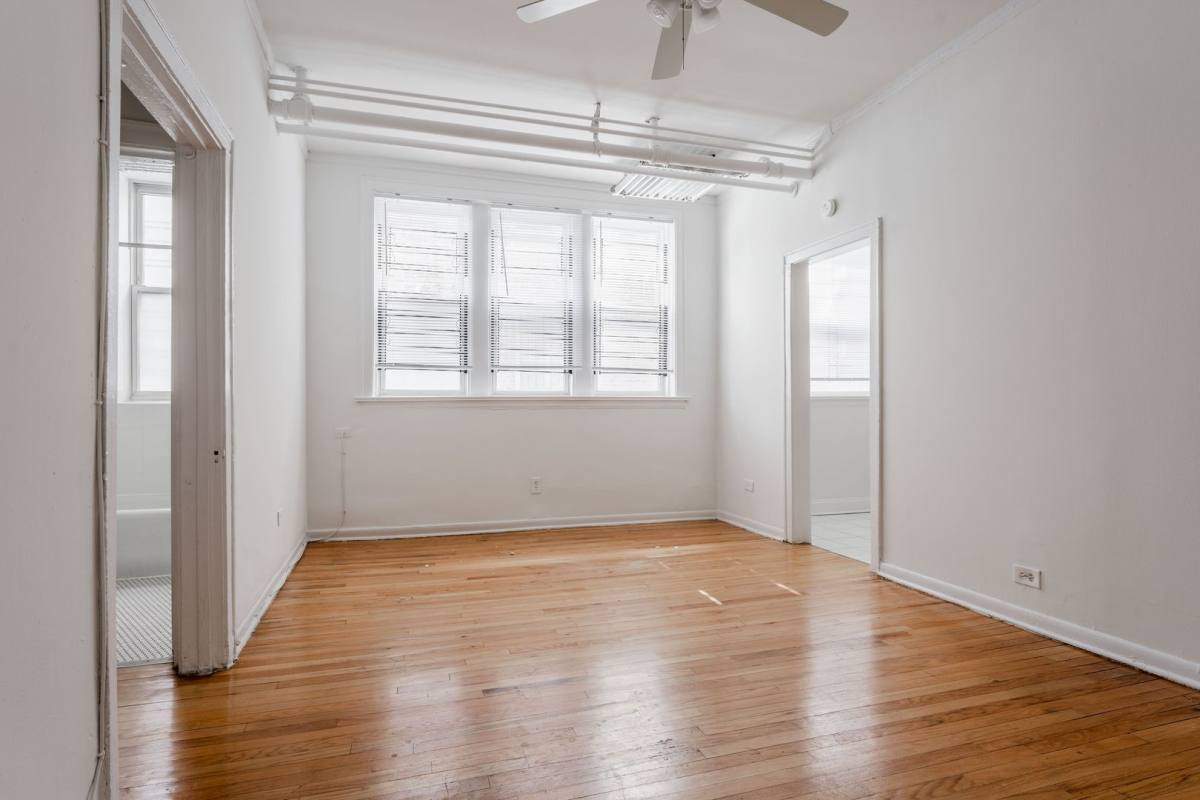 Apartment for rent at 4801-4809 N Fairfield Ave, Chicago, IL 60625
