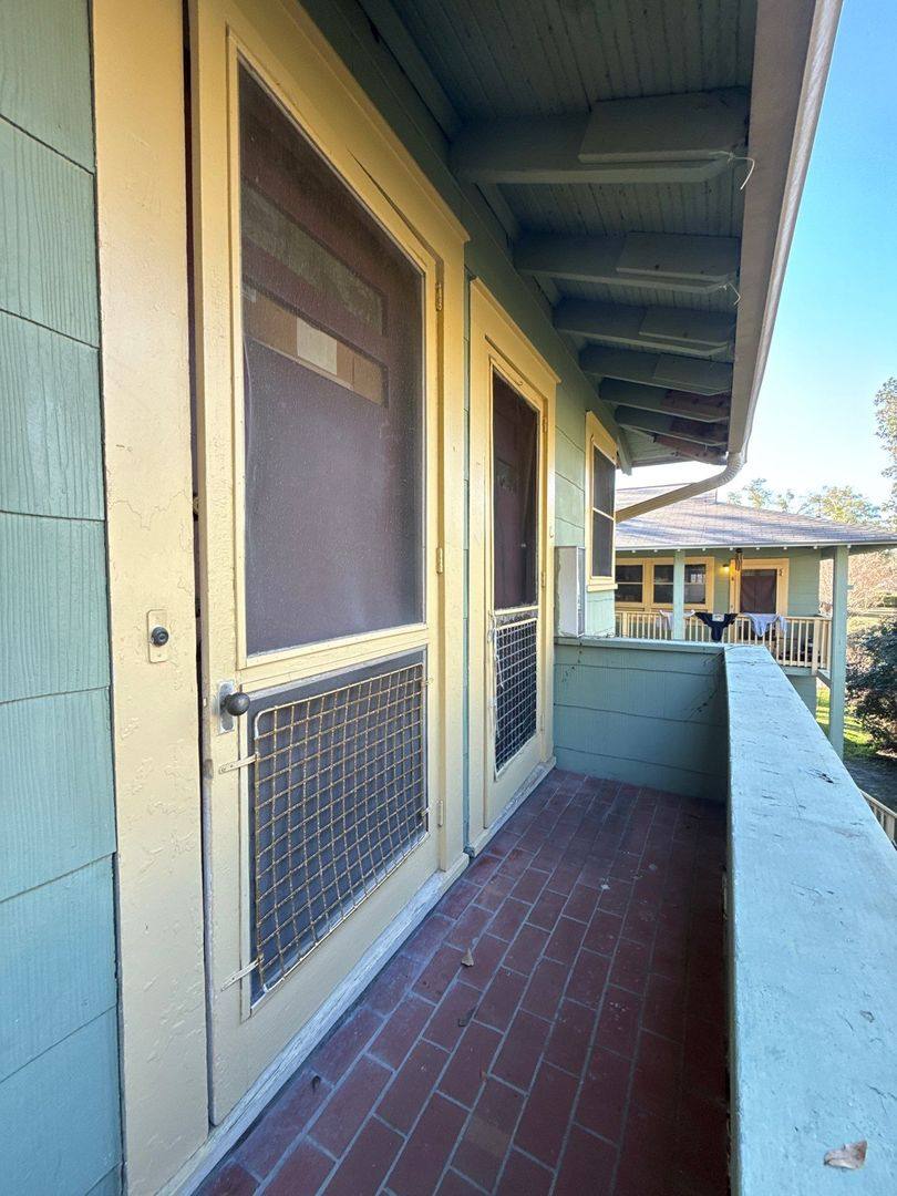 Apartment for rent at 507 E College Ave, Tallahassee, FL 32301