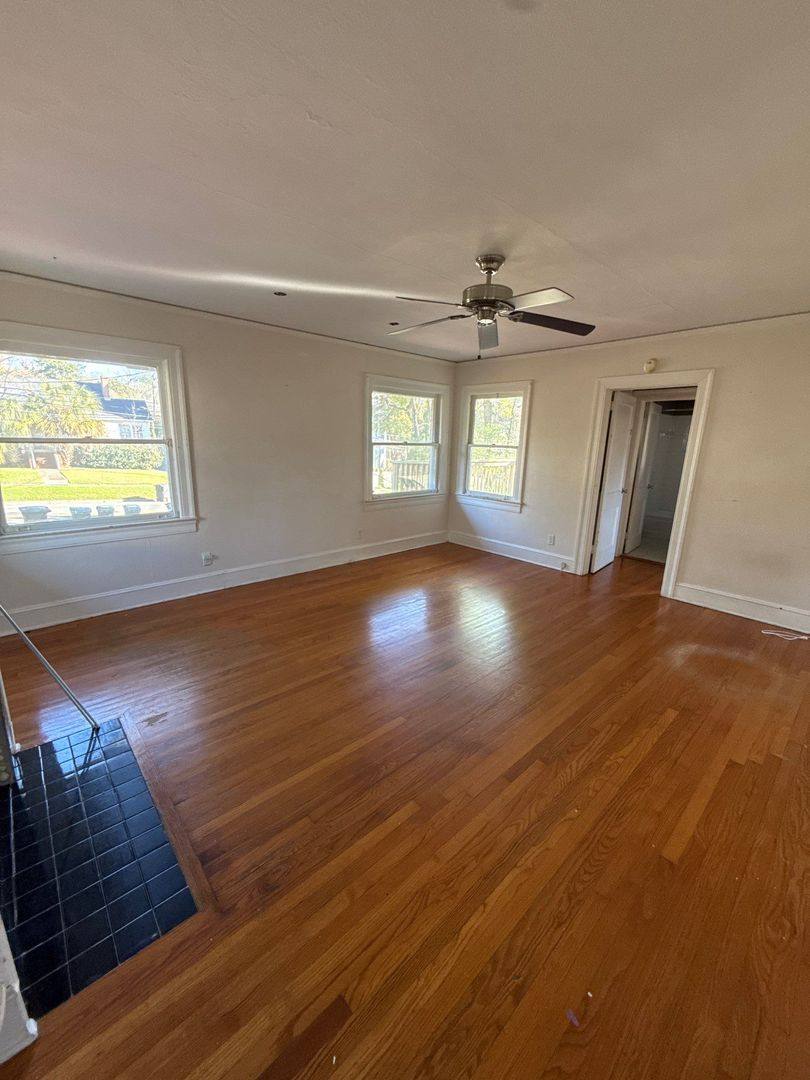 Apartment for rent at 507 E College Ave, Tallahassee, FL 32301