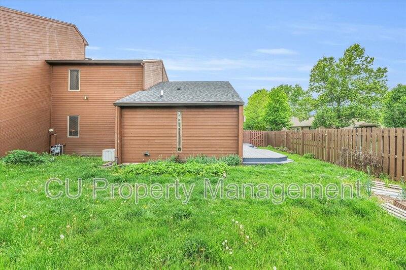 Condo for rent at 1 Lyndhurst Village Court, Savoy, IL 61874